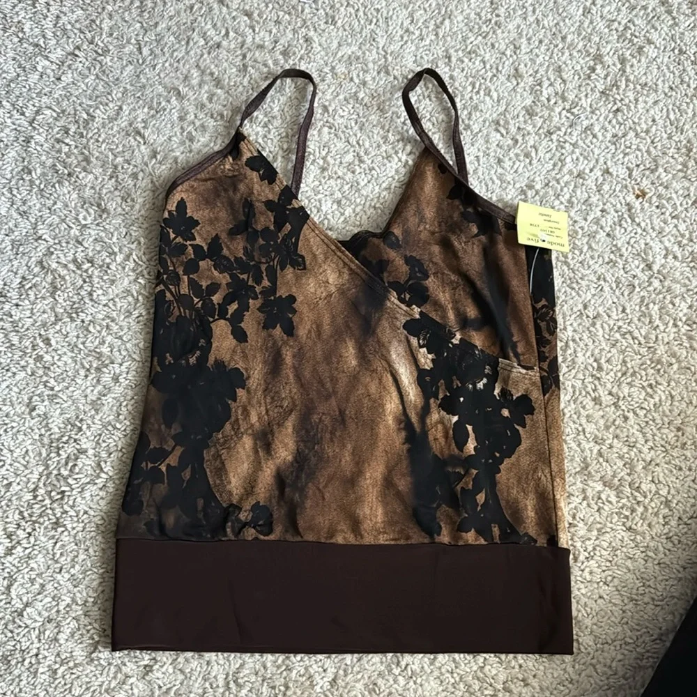 NEW Crop - Picture 1 of 4
